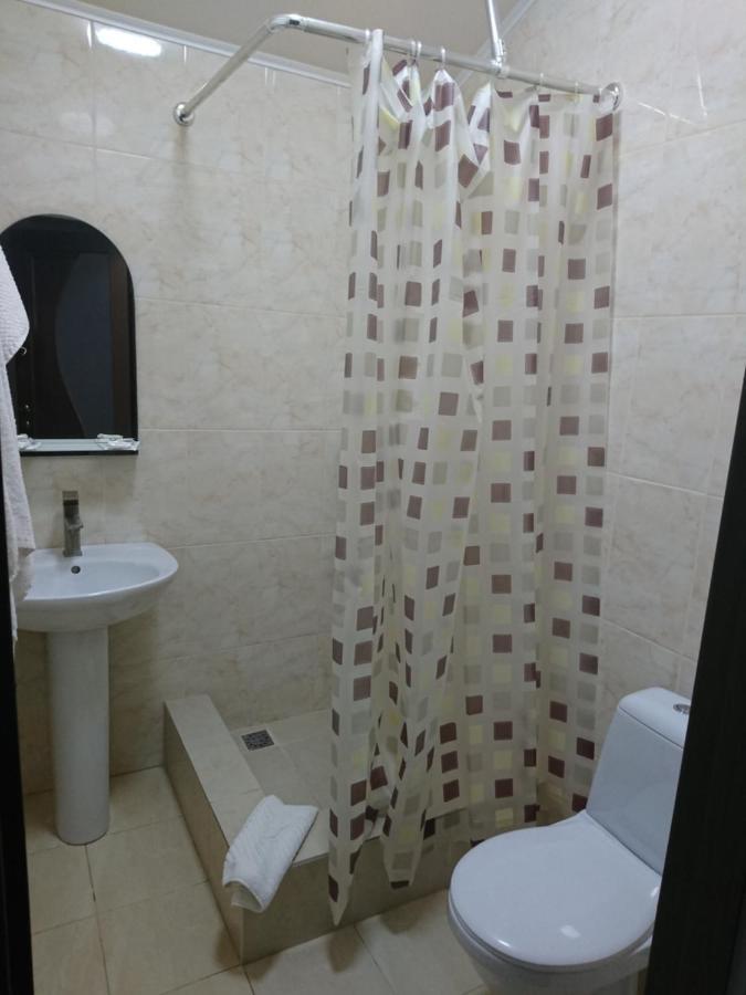 Mishel Plus Hotell Kharkiv Eksteriør bilde